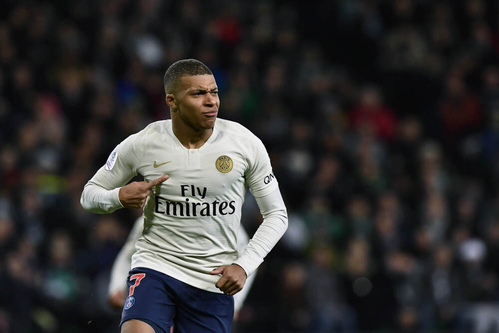 输曼城！天空：诺丁汉森林正式向裁判公司投诉对曼城一战的判罚